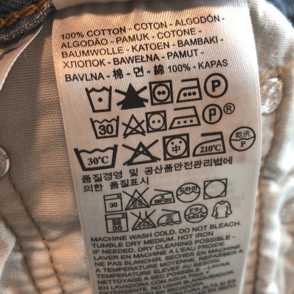 Levi’s Light Wash Jean Shorts Size 26 - Picture 4 of 6